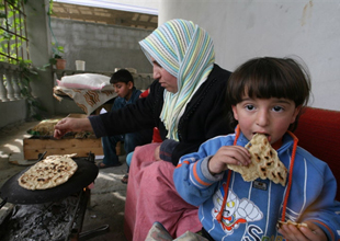 パレスチナ自治区ガザにて緊急食糧支援　