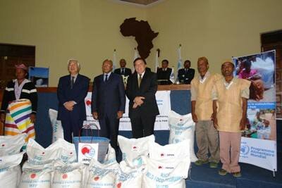 マダガスカルで日本からの支援の贈呈式