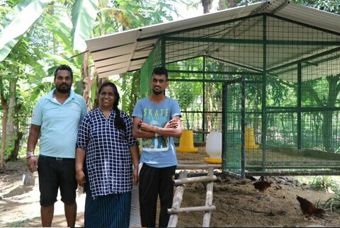 地元のヒロイン：スリランカの学校給食を支える農家の人たち