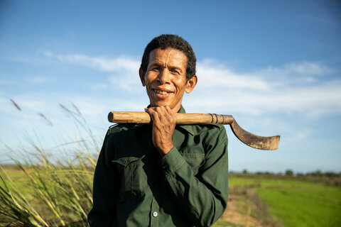 カンボジアの農民に水、魚、そして希望をもたらす運河