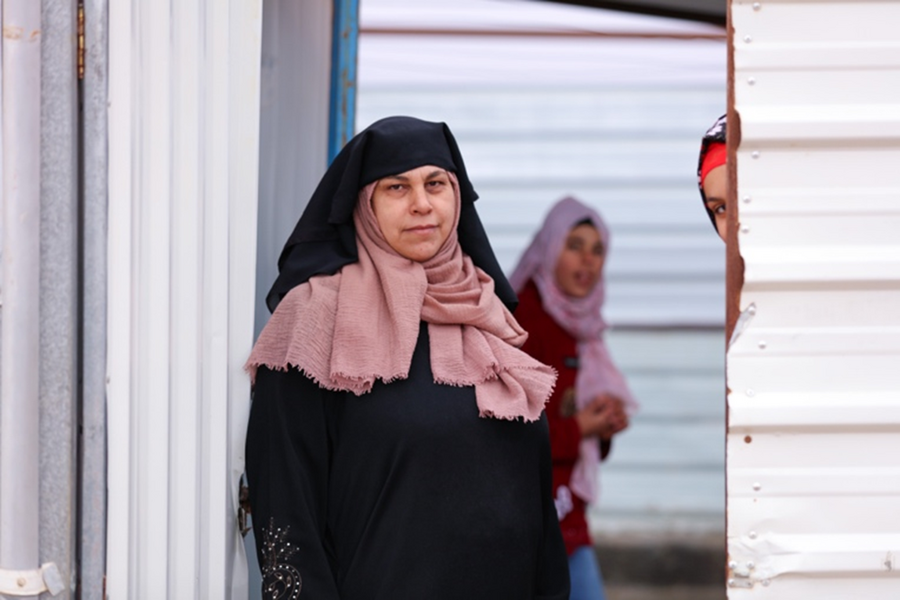 Amal lives in the camp with her six daughters. Photo: WFP/Mohammad Batah