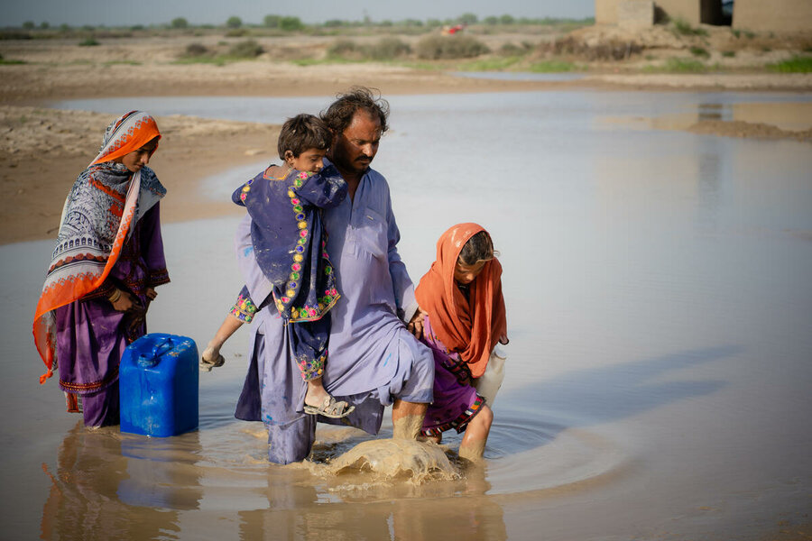 Family in Lasebela, Balochistan are among millions reeling from the effects of  this year's record flows. Photo: WFP/Balach Jamali