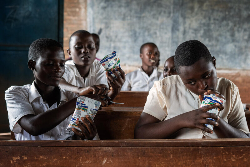 ブルンジは東アフリカで牛乳の摂取回数が最低となっています。Photo: WFP/Irenee Nduwayezu 