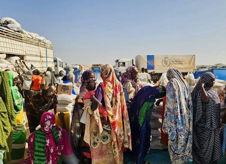 多くのスーダンの戦争避難民が、飢えとトラウマの重荷を背負ってチャドに流入してくる。 Photo: WFP/Djaounsede Madjiangar
