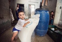 国連WFP 、ガザでの一時停戦中に食糧を配布