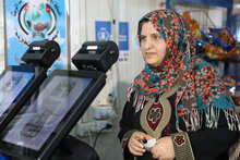 国連WFP、革新的な虹彩認証技術をヨルダンのシリア難民への食糧支援に導入